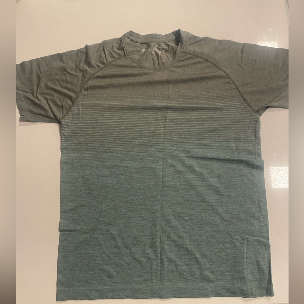 ZYIA Active Ombré Performance T-shirt